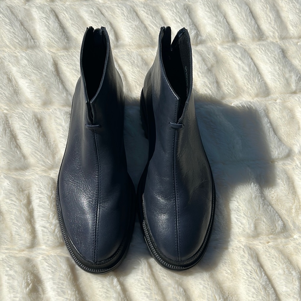 AGL Booties